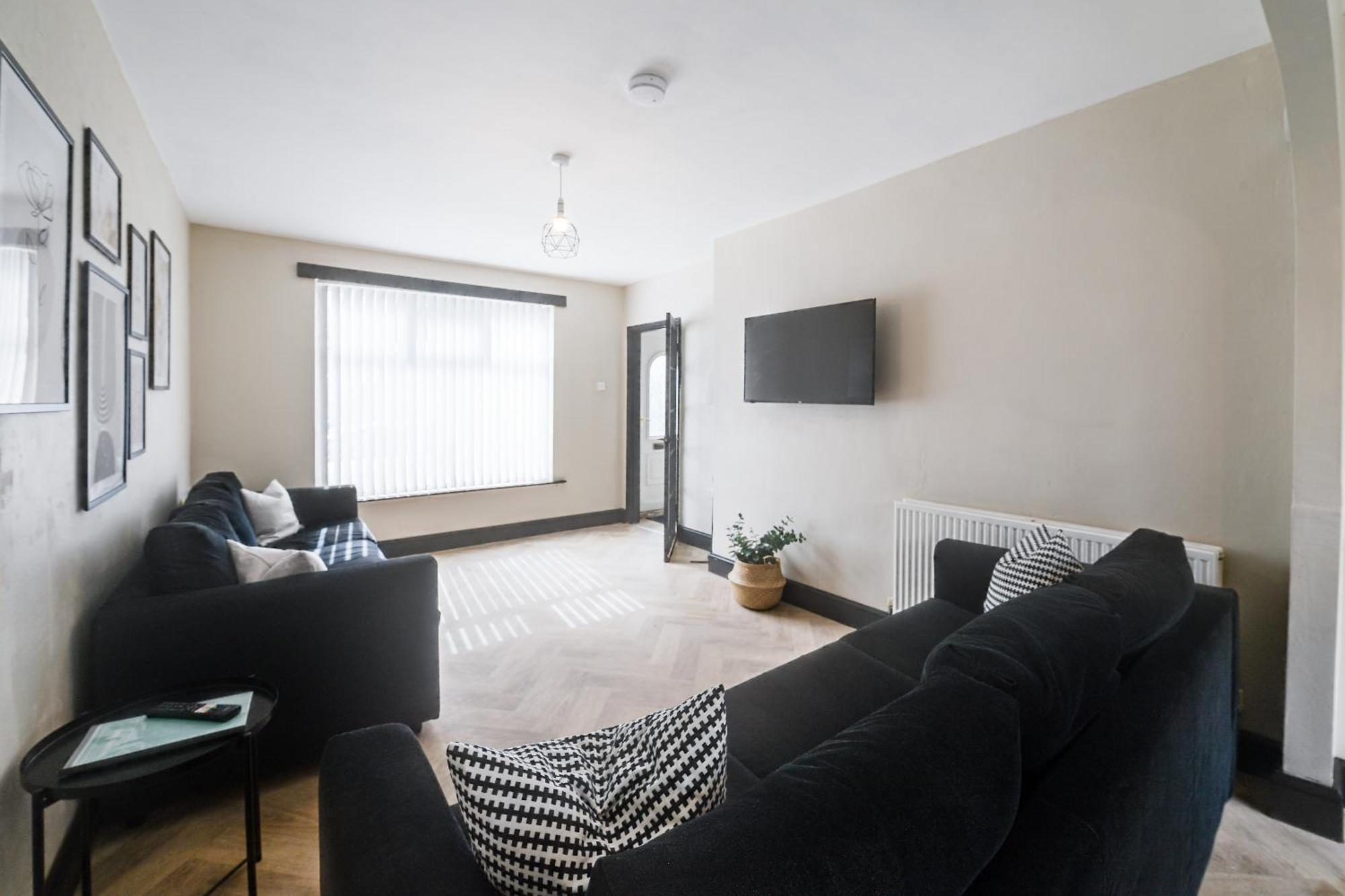 Poppy'S Place - Manningham Road リヴァプール エクステリア 写真