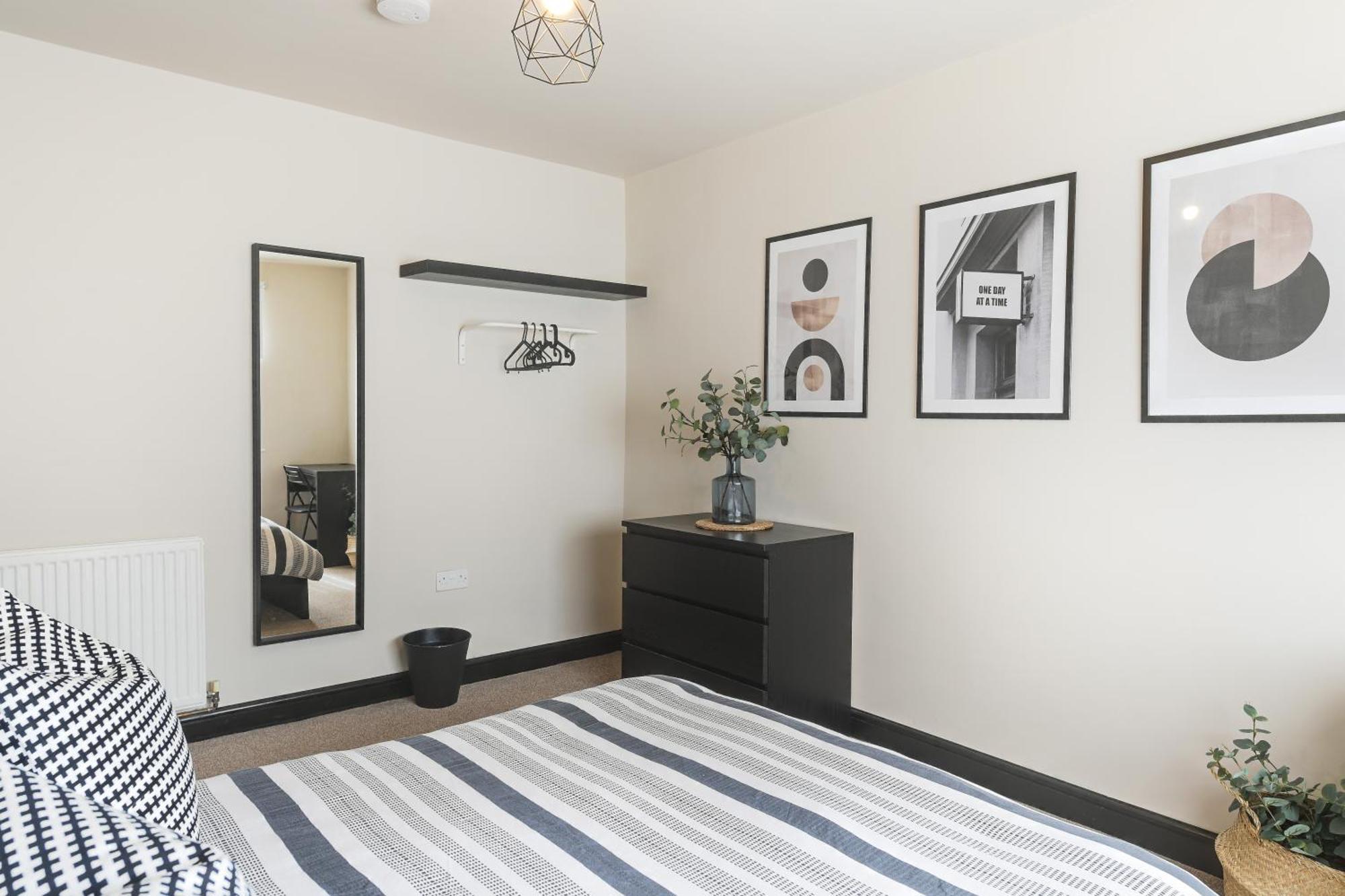 Poppy'S Place - Manningham Road リヴァプール エクステリア 写真