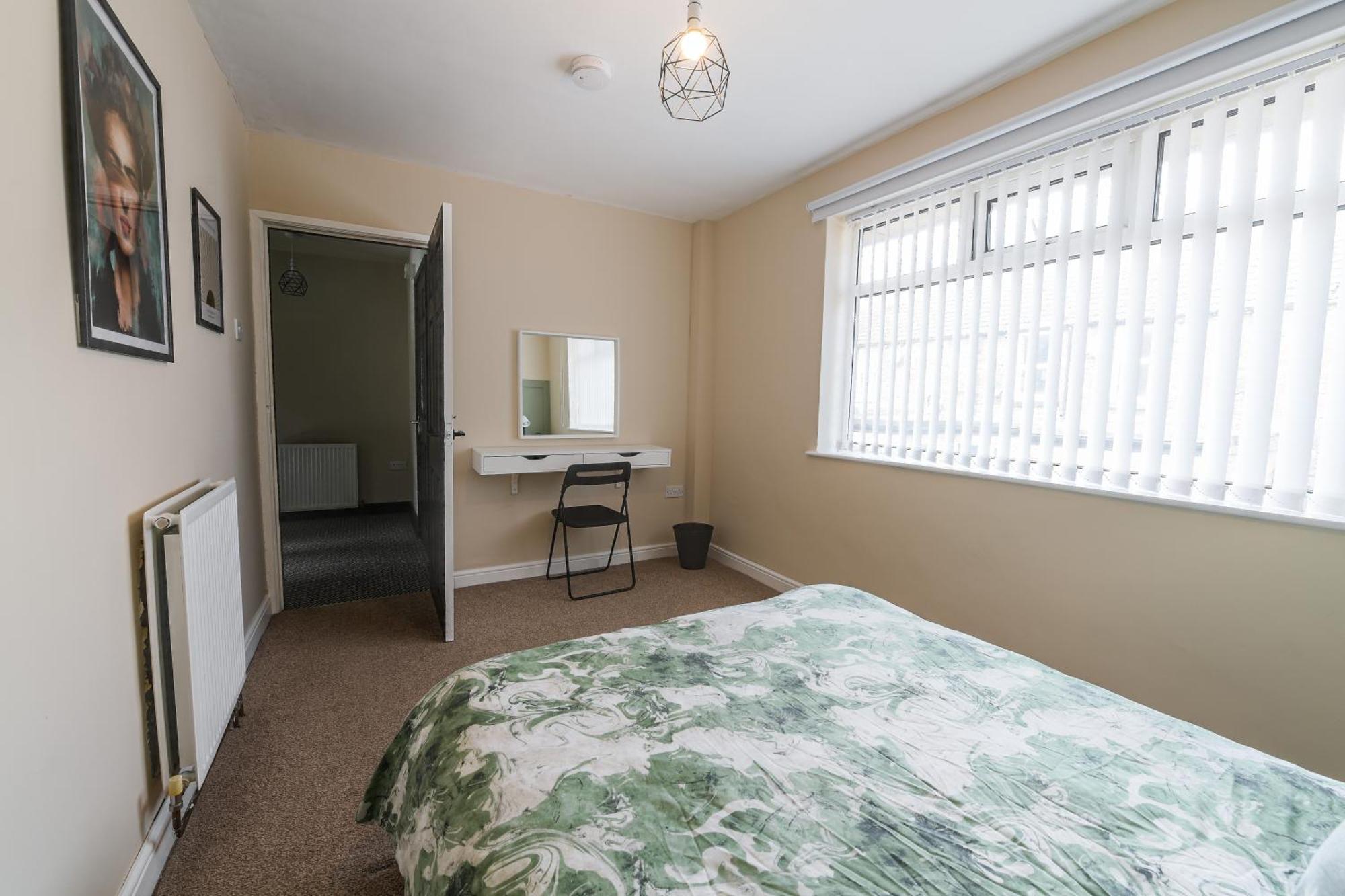 Poppy'S Place - Manningham Road リヴァプール エクステリア 写真